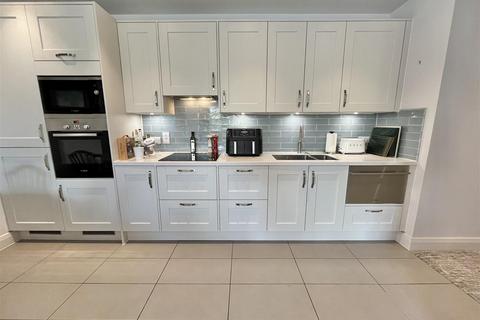 undefined, Alderley Road, Wilmslow