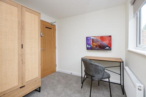 Terraced house to rent, Lord Haddon Road, Ilkeston, DE7