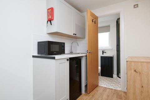 Terraced house to rent, Lord Haddon Road, Ilkeston, DE7