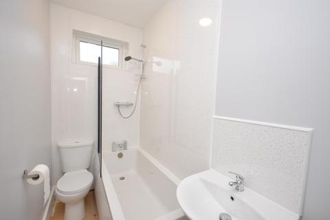 2 bedroom property to rent, Sackville Street, KETTERING, NN16