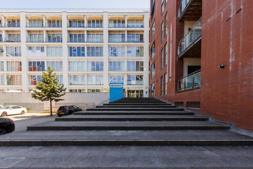Apartment in Bristol - View 2