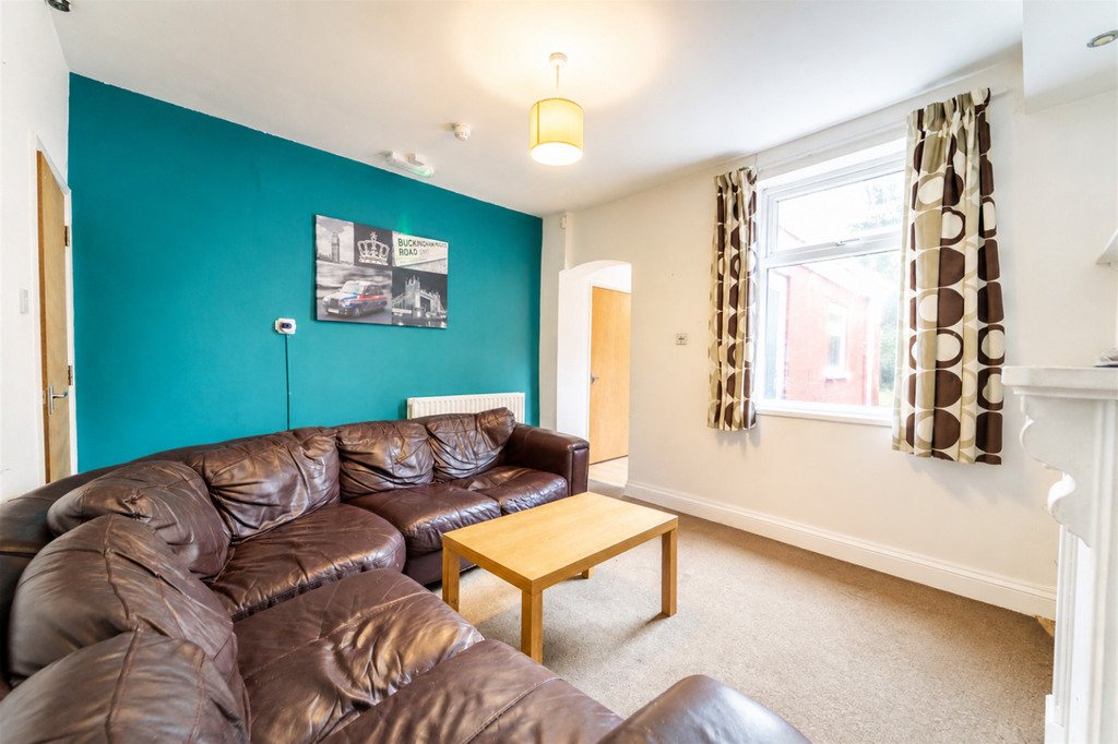House in Birmingham, West Midlands - View 4