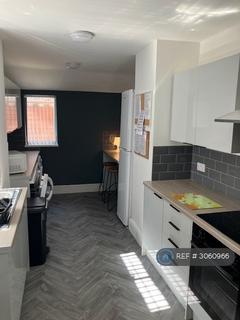 1 bedroom in a house share to rent, Albert Road, Middlesbrough, TS1