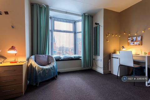 1 bedroom in a house share to rent, Borough Road, Middlesbrough, TS1