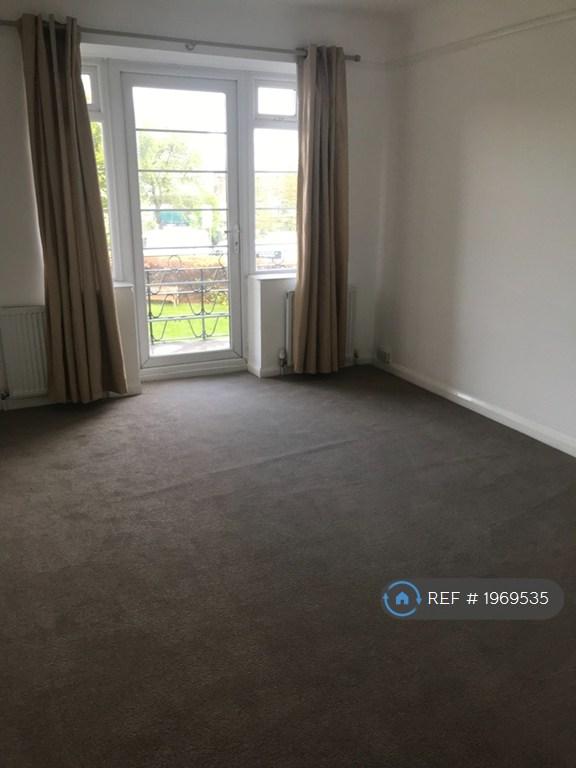 Apartment in London - View 2