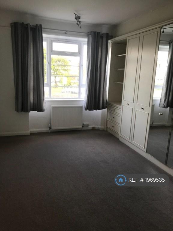 Apartment in London - View 3