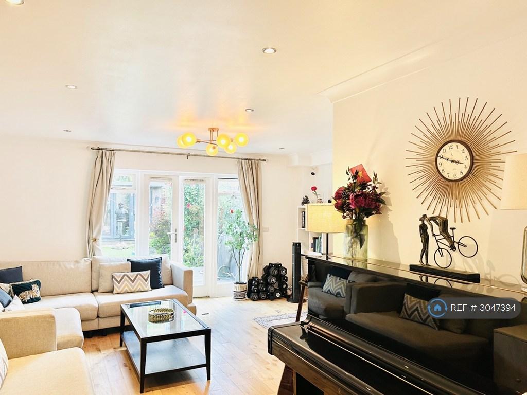House in London - View 3