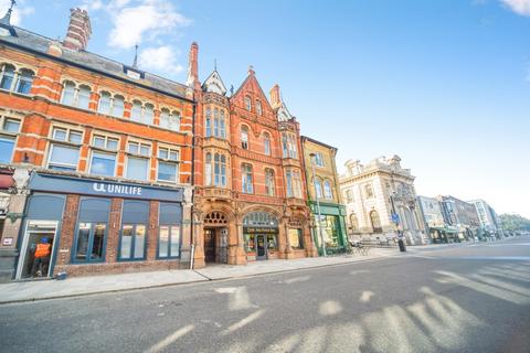 1 bedroom flat for sale, High Street, Southampton, Hampshire, SO14
