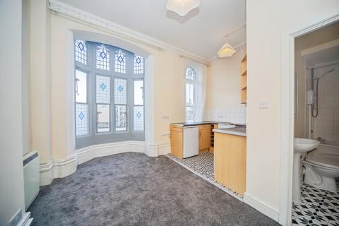 1 bedroom flat for sale, High Street, Southampton, Hampshire, SO14
