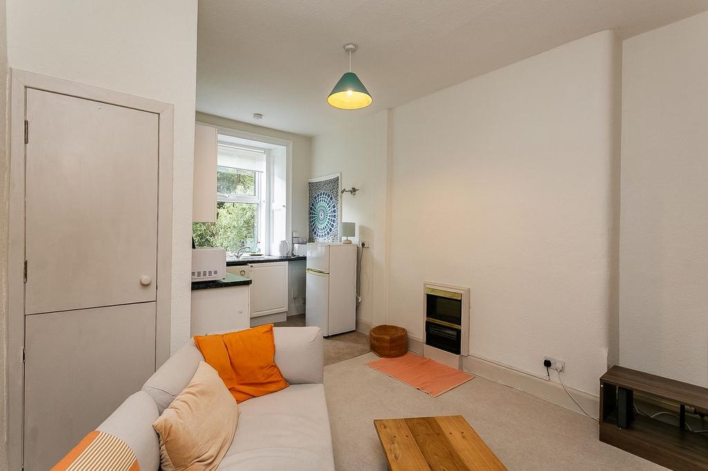 Apartment in Edinburgh - View 5
