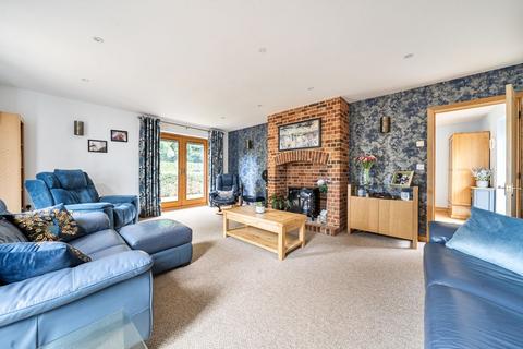 2 bedroom semi-detached house for sale, Lambourn Road, Speen, Newbury, RG20