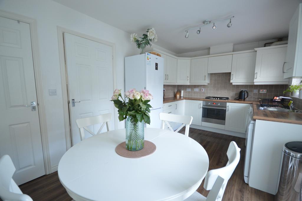 House in Cardiff, Wyncliffe Gardens, Pentwyn - View 2