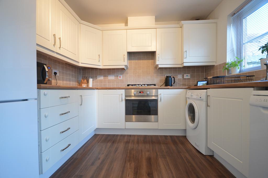 House in Cardiff, Wyncliffe Gardens, Pentwyn - View 3