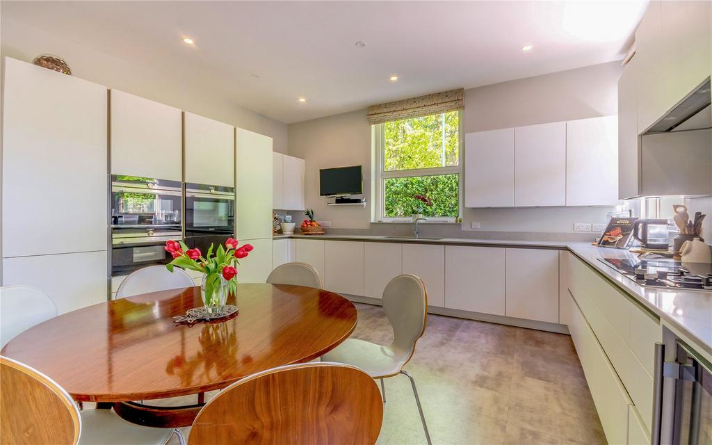 House in Nottingham - View 5