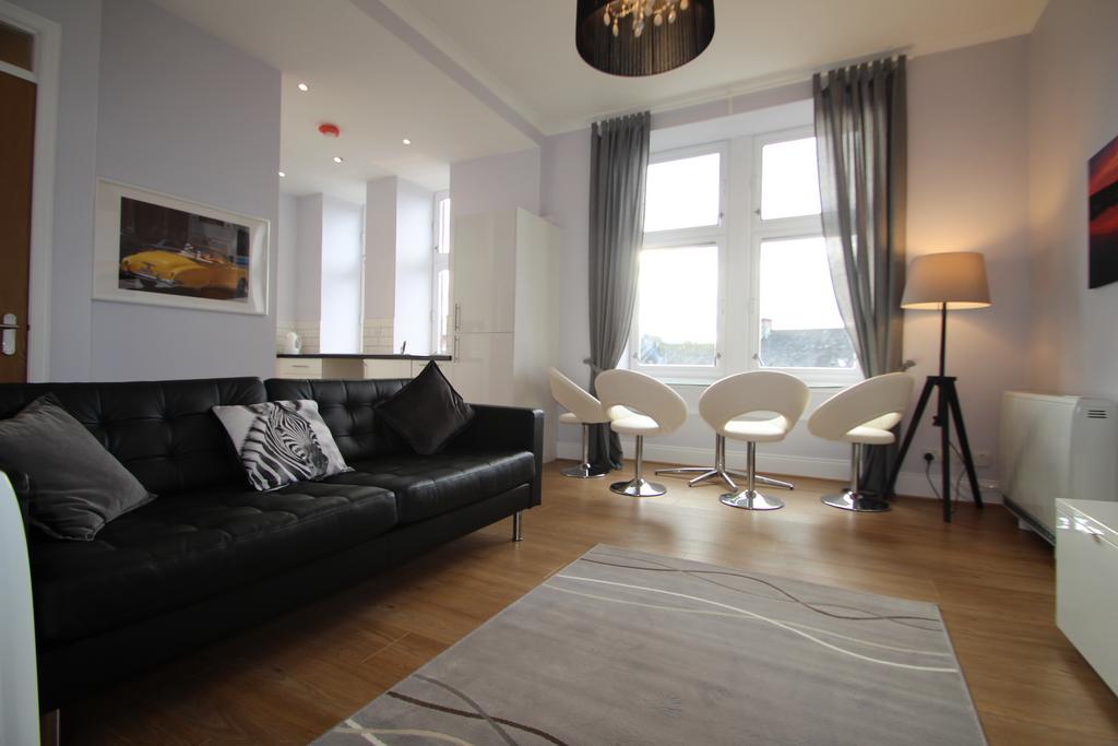 Apartment in Glasgow - View 4