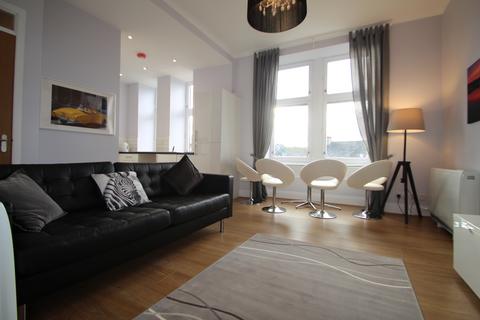 2 bedroom apartment to rent, Ingram Street, Glasgow, G1