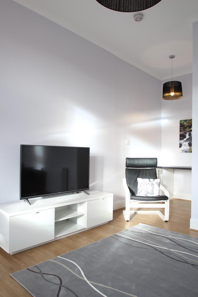 Apartment in Glasgow - View 5