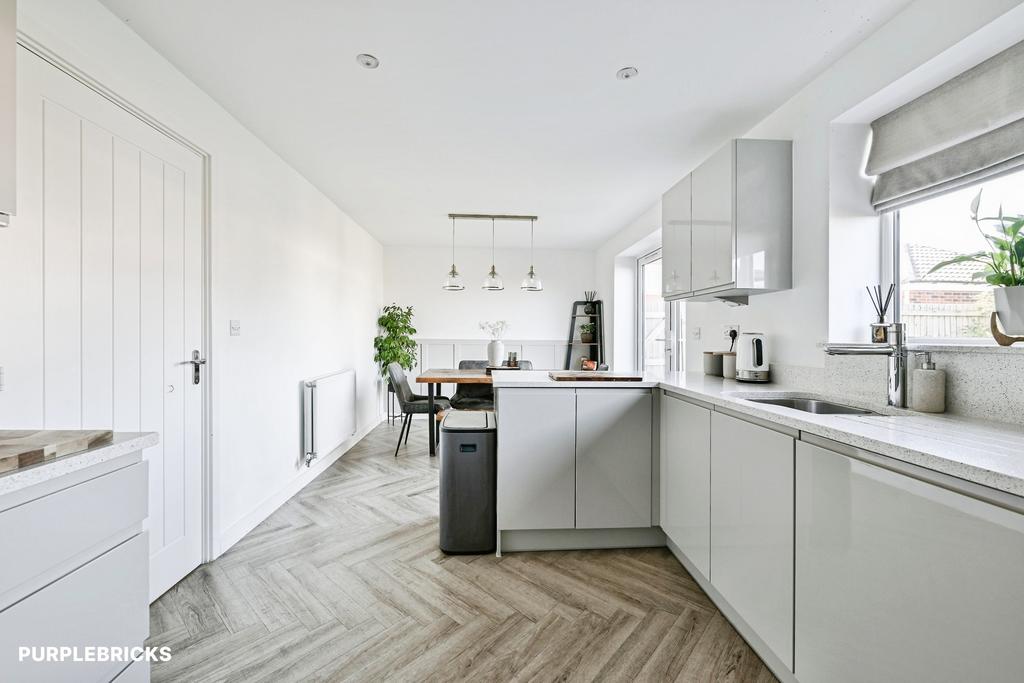 House in Nottingham - View 5