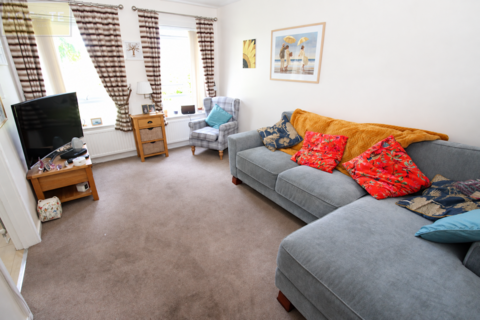 1 bedroom apartment for sale, Winster House, Flixton