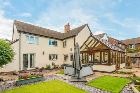 4 bedroom detached house for sale, Wrockwardine Road, Telford TF1