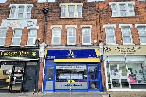 House share to rent, Bromley Road, Catford, London, SE6