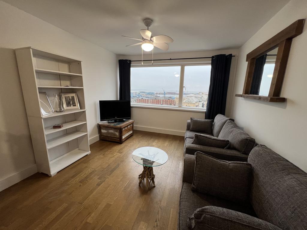 Apartment in Cardiff - View 4