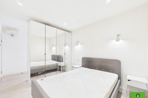1 bedroom flat to rent, High Street, Hornchurch RM12