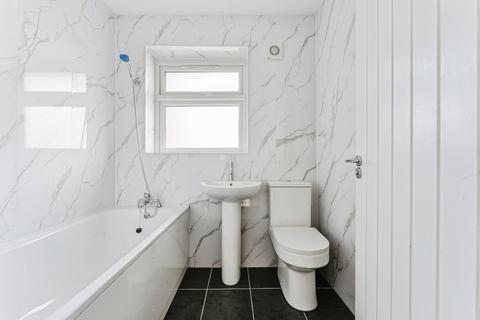 4 bedroom house for sale, Grosvenor Road, Leyton, E10