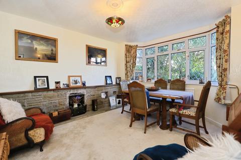 3 bedroom detached house for sale, Spring Grove Crescent, Kidderminster, Worcestershire, DY11