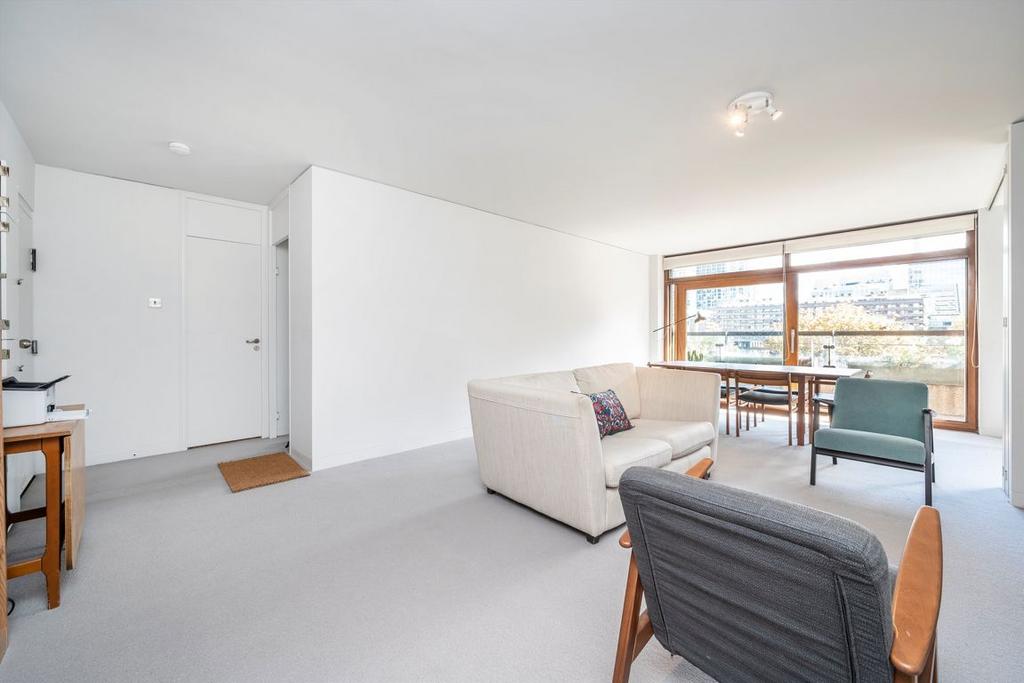 Apartment in London - View 3