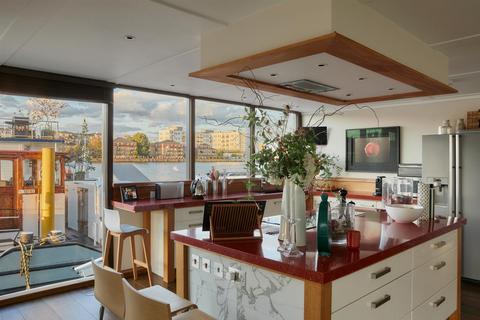 4 bedroom houseboat for sale, Riverside Quarter, Wandsworth, SW18