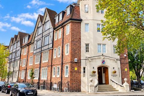 2 bedroom flat for sale, Flat 102 Hillsborough Court, Mortimer Crescent, Maida Vale, NW6 5NT