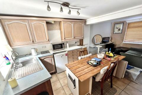 3 bedroom terraced house for sale, 10 South Street, Crewkerne, TA18 8DA