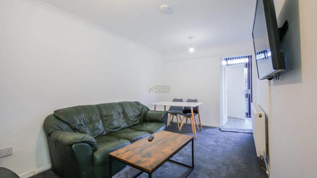 House in Birmingham, West Midlands - View 2