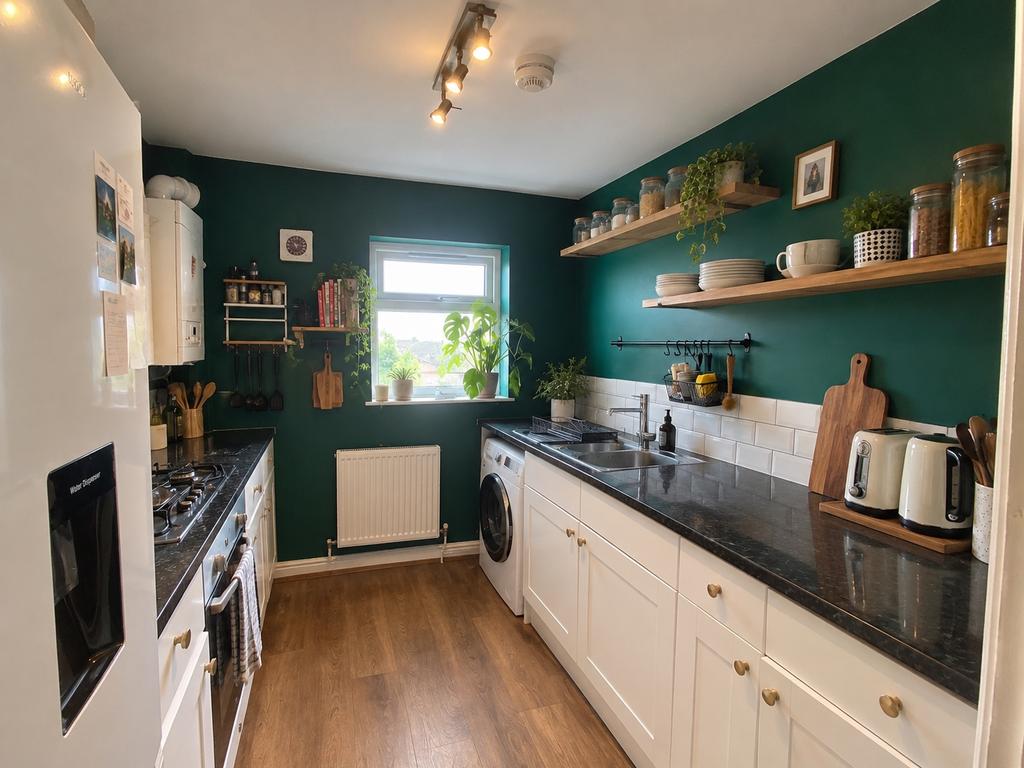 Apartment in Bristol, Bedminster - View 4