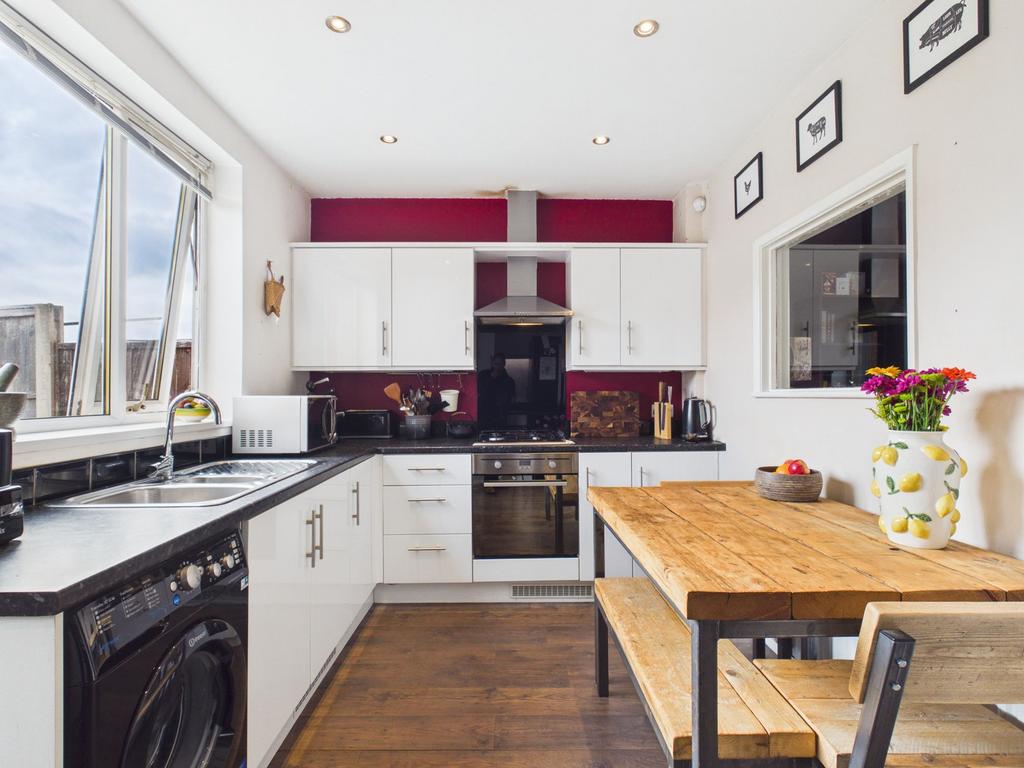 House in Nottingham - View 5