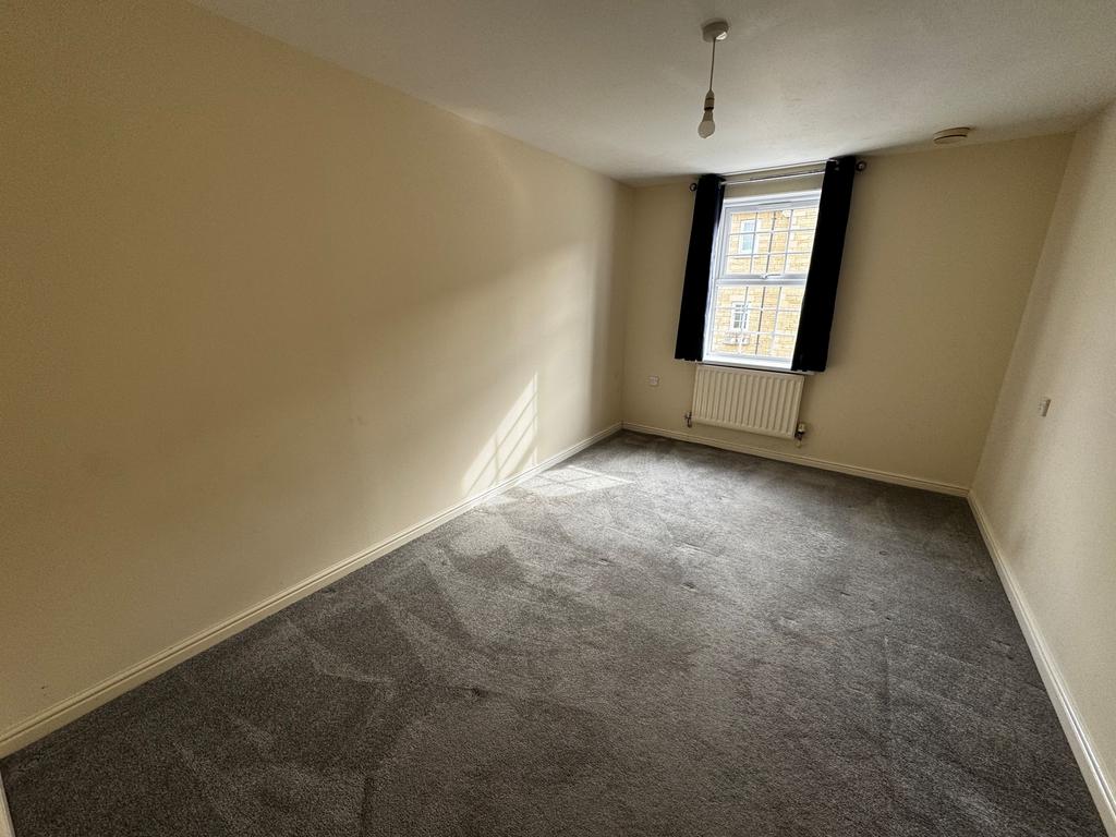 Apartment in Chippenham, Wiltshire - View 4
