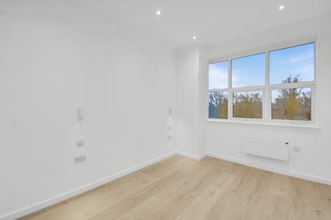 undefined, *LIMITED OFFER  - 1 WEEK REENT FREE - Sunrise Parkway, Milton Keynes MK14