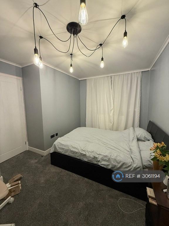 Apartment in London - View 2