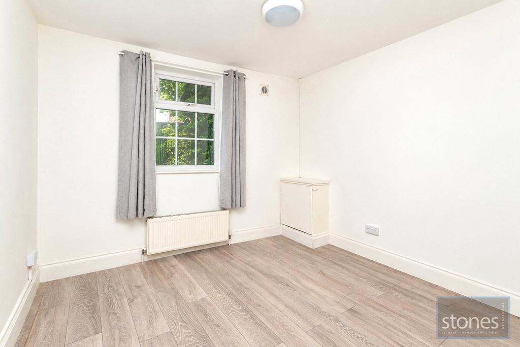 House in London - View 2