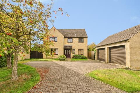 4 bedroom detached house for sale, Crabtree Park, Fairford
