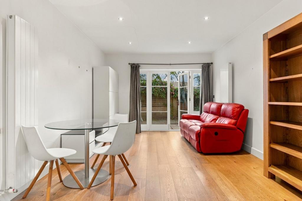 Apartment in London - View 2