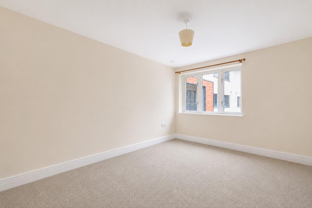 Apartment in Bromley - View 5