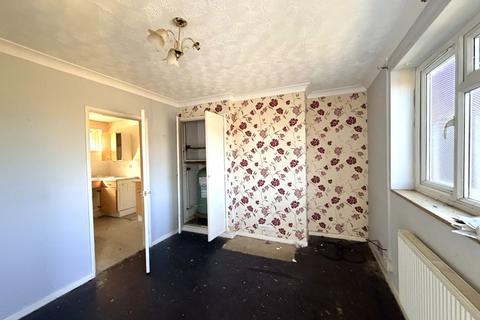 2 bedroom semi-detached bungalow for sale, 32 Lady Jane Grey Road, King's Lynn, PE30 2NS