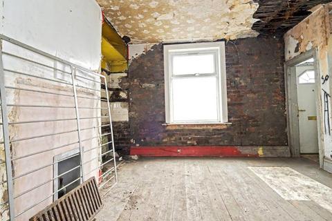2 bedroom terraced house for sale, 237 Manchester Road, Huddersfield, HD1 3JG