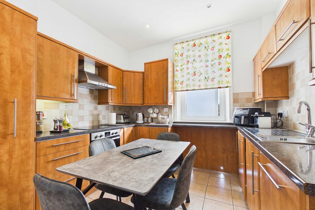 Apartment in Edinburgh - View 4