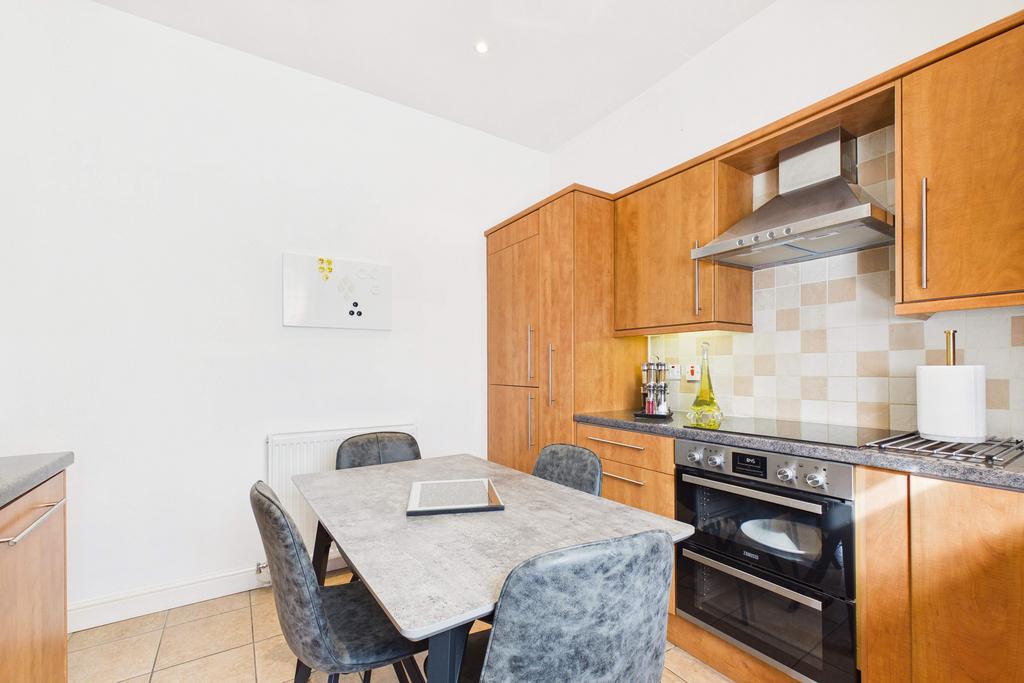 Apartment in Edinburgh - View 5