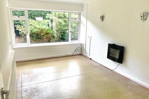 1 bedroom flat for sale, Caldy Road, West Kirby, Wirral, Merseyside, CH48