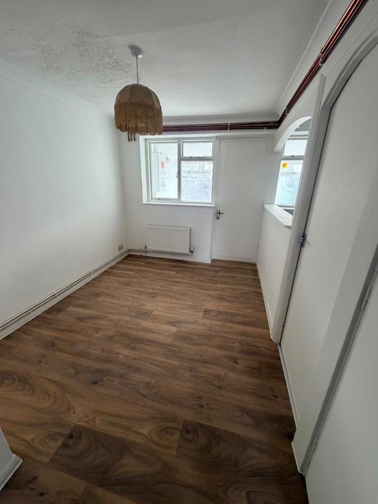 House in London, Chadwell Heath - View 4