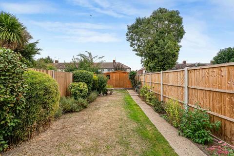 3 bedroom terraced house for sale, Pembroke Avenue, Enfield